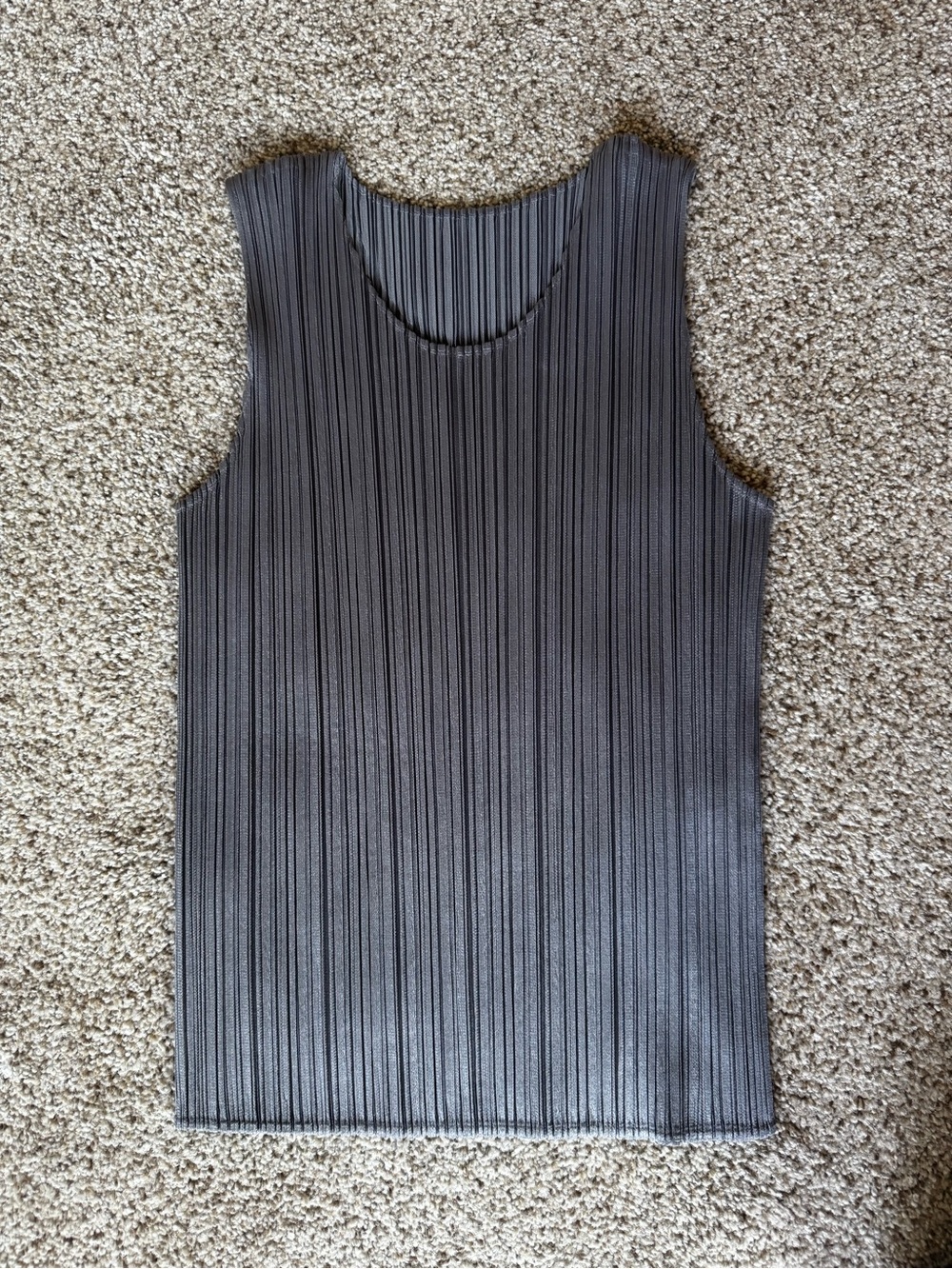 Issey Miyake Pleats Please Basic Top in Gray size 3 NEW